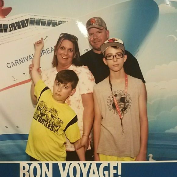 Meet your Posher, April - Picture 1 of 1